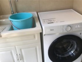 滚筒洗衣机用水少却能洗干净的原因（以滚筒洗衣机为例）