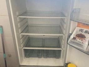 冰箱冰柜柜子改造方法？如何将旧冰箱冰柜改造成实用柜子？