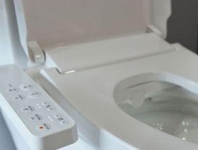 惠达马桶盖老往下掉怎么办？维修妙招有哪些？