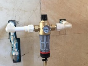 解决前置净水器一直进水问题（有效应对前置净水器持续进水的困扰）