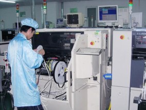 装电脑时如何确保配件正确无误？