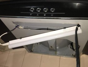 拆开油烟机清洗方法（简单易行的清洗步骤）