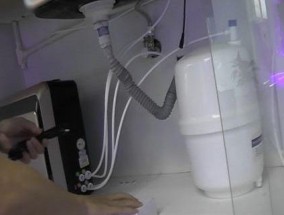 净水器管漏水怎么办（应对净水器管道漏水的有效措施）