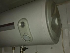 热水器漏电处理方法（如何安全解决热水器漏电问题）