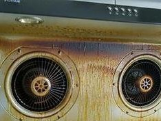 红星油烟机清洗方法（轻松清除油烟机油垢）