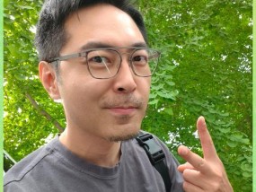 电脑和手机如何自拍照片？