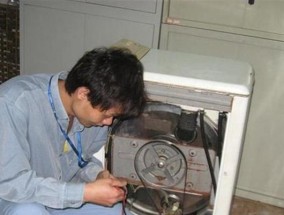 洗衣机太大如何修理（解决超大洗衣机问题的关键方法）