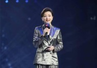 杨澜使用的苹果手机型号是什么？
