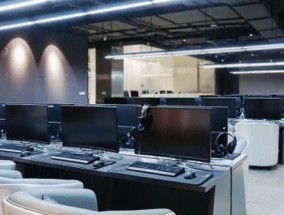 网咖光纤服务器的作用是什么？光纤服务器在网咖中的重要性如何？