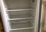 快速清理冰箱玻璃的方法（简单有效的清洁技巧帮助你轻松搞定冰箱玻璃清理任务）