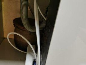 净水器地面盒的安装方法（简单易行的净水器地面盒安装指南）