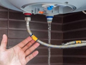 热水器开启时发出噪音的原因及解决方法（探讨热水器开启时噪音产生的因素和解决办法）