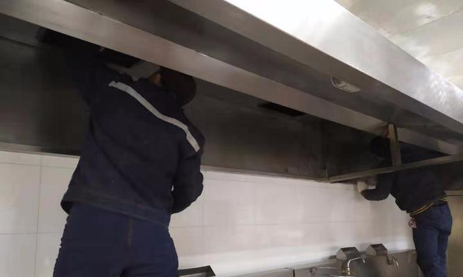 通州区餐厅油烟机清洗方法（轻松解决油烟机清洗难题）  第1张
