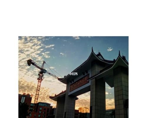 电脑显示器五颜六色的处理方法（解决电脑显示器出现颜色异常的实用技巧）  第2张