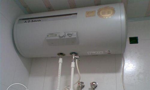 热水器和冰箱突然断电的原因及解决方法（探索电力故障的根源和应对措施）  第2张