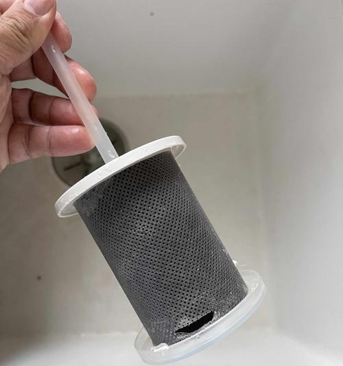 小米净水器滤芯更换方法（轻松掌握的滤芯更换技巧）  第2张