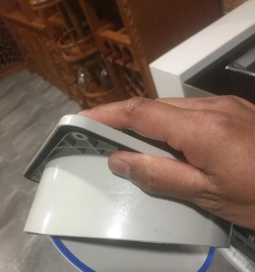 解决油烟机串味问题的有效方法（消除油烟机串味）  第3张