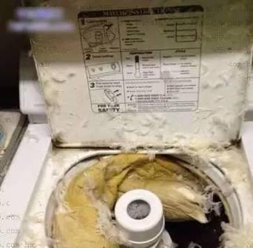 洗衣机下面生锈问题解决方法（如何预防洗衣机下面生锈问题）  第1张