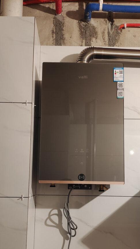 华帝燃气热水器显示E8故障解决方法（快速排除E8故障）  第1张