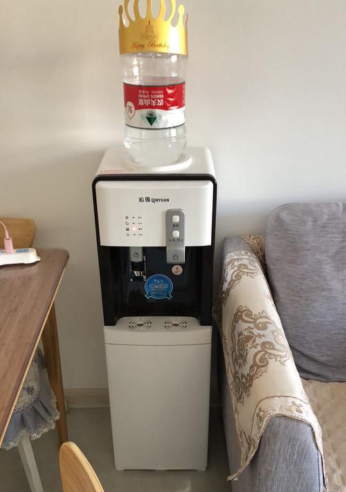 解决饮水机滴水问题的有效方法（探索清除饮水机滴水困扰的关键步骤）  第1张