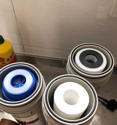 如何正确清洗净水器新换滤芯（净水器滤芯清洗方法详解）  第1张