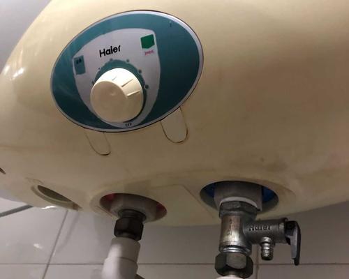 如何正确清洗柱状热水器（简单易行的清洗方法及注意事项）  第1张