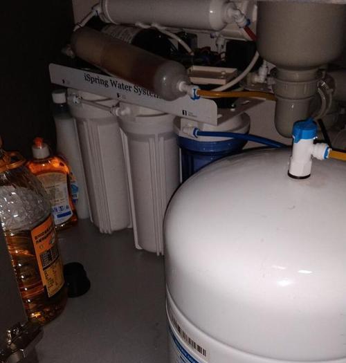 净水器出水不好如何解决（教你轻松应对净水器出水问题）  第2张