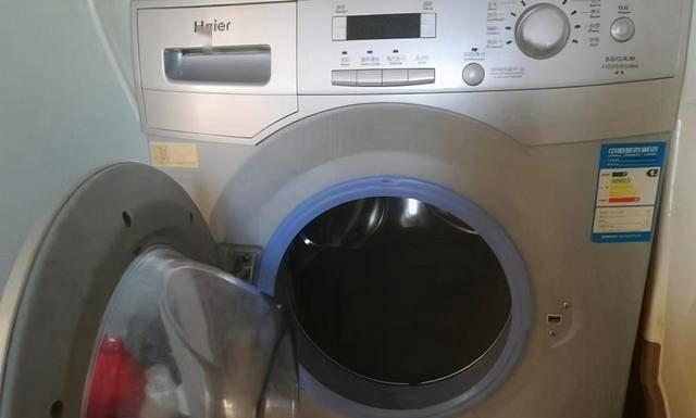 冰柜结霜严重的原因及解决方法（揭秘冰柜结霜的危害与解决方案）  第1张