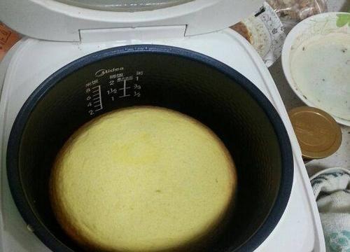 急需制作蛋糕时，电饭煲的救命之道（快速又美味）  第3张