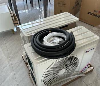 客厅空调清洗指南（简单有效的清洁技巧）  第2张