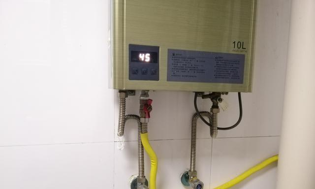 热水器外壳不热的原因及解决方法（保证热水器正常工作的关键）  第1张