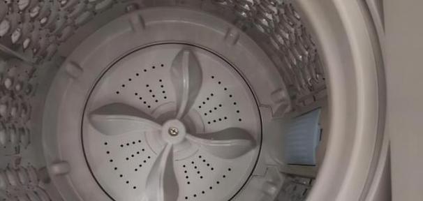 洗衣机不工作了怎么办（解决洗衣机故障的简易方法）  第2张