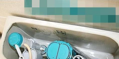 马桶水箱漏水原因及解决办法（厕所水箱漏水的常见原因和简单解决方法）  第3张