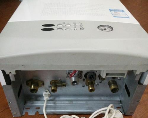 壁挂炉显示E7故障原因与解决方法（深入探究壁挂炉显示E7故障）  第3张