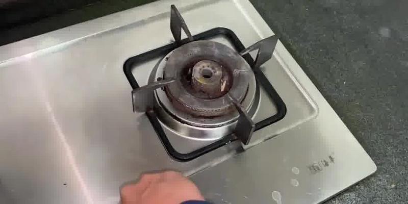 燃气灶调风方法（掌握调整燃气灶火力大小的技巧）  第2张
