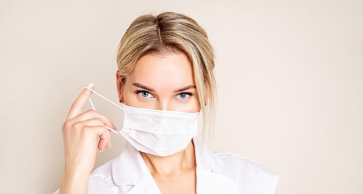 口罩眼镜女孩视频怎么找？  第1张